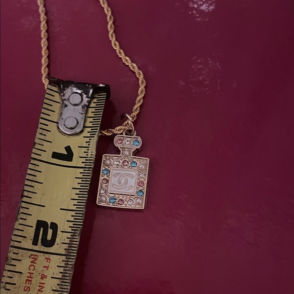 Upcycled Chanel zipper charm necklace - Picture 7 of 17